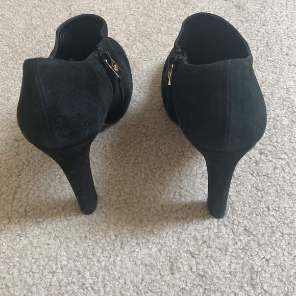 LK Bennett Black Suede Zip Up Block Heel Ankle Boot Size 39 - Picture 4 of 11